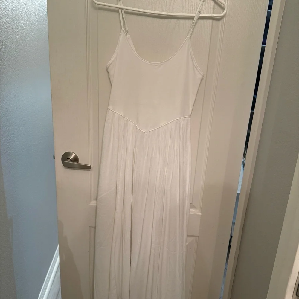 Arie - At the Barre Midi Dress - Picture 4 of 6